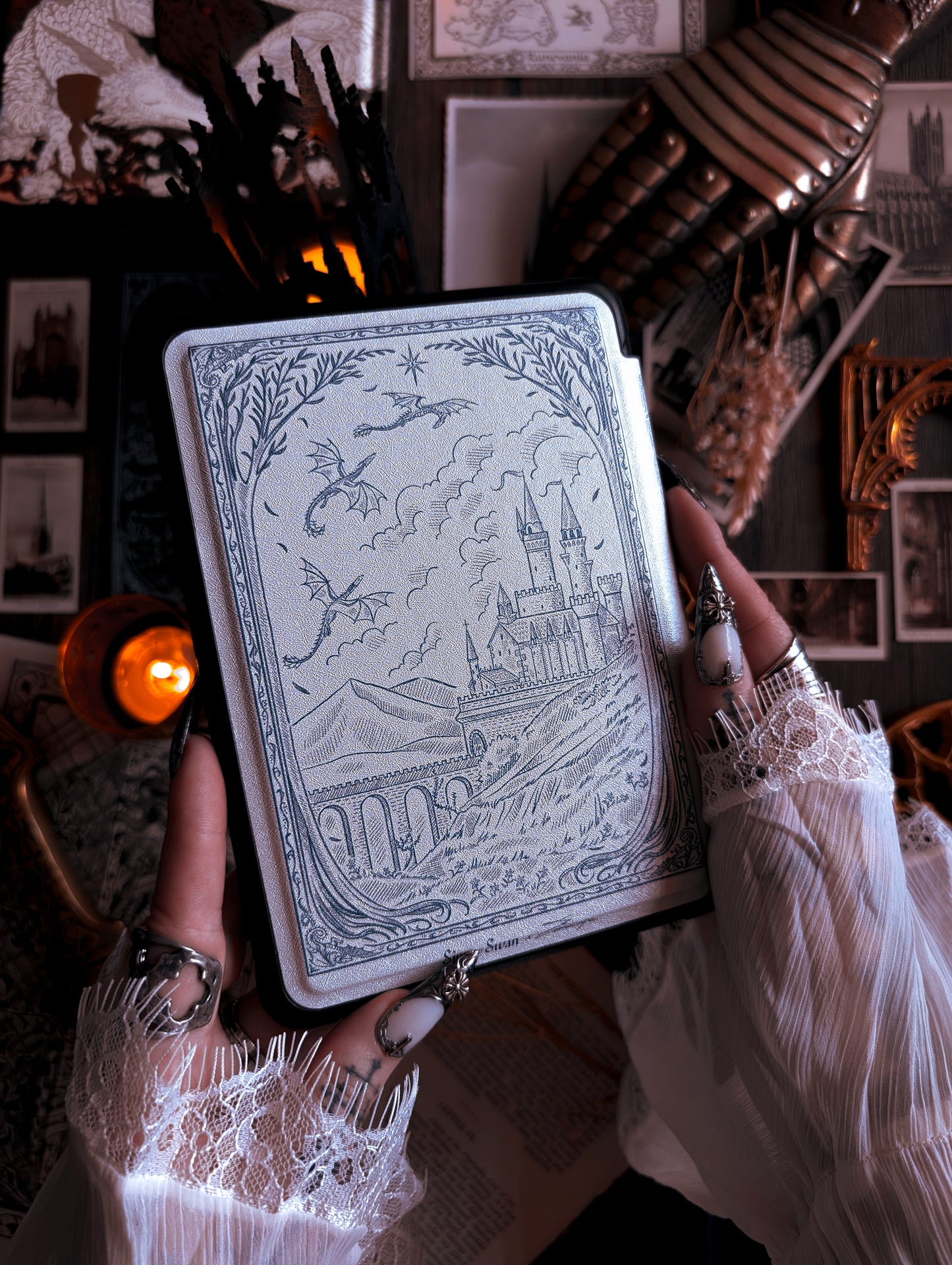 The Dragon Rider's Handbook Kindle Case - Siren & Swan X Emiscape