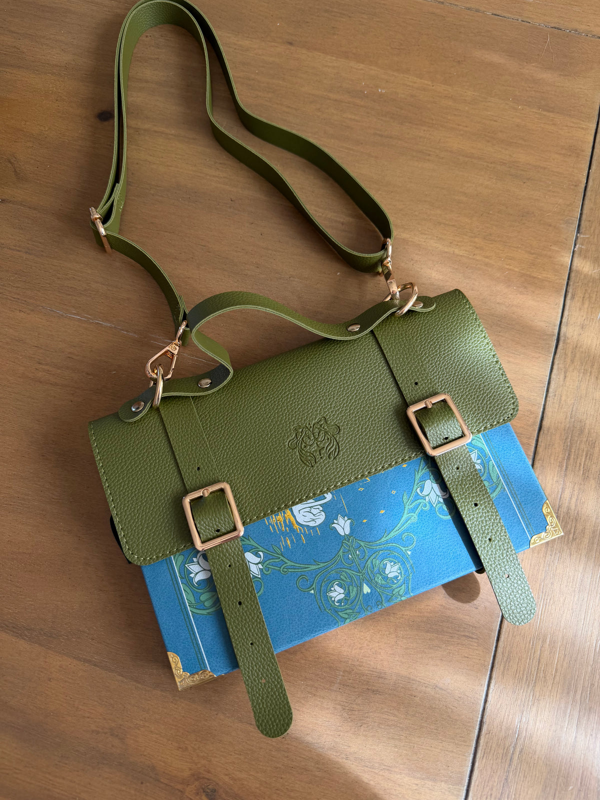 The Siren & Swan Book Satchel - Olive Green