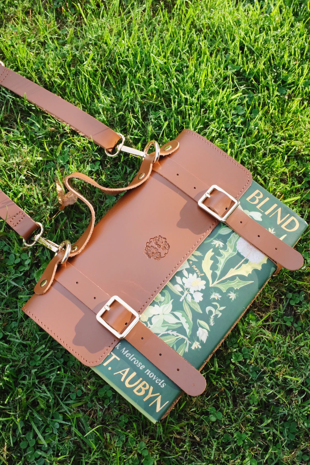 The Siren & Swan Book Satchel - Brown