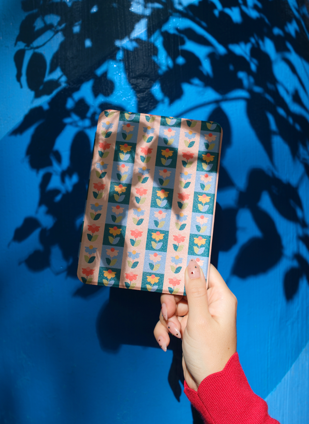 Nordic Blooms Kindle Case