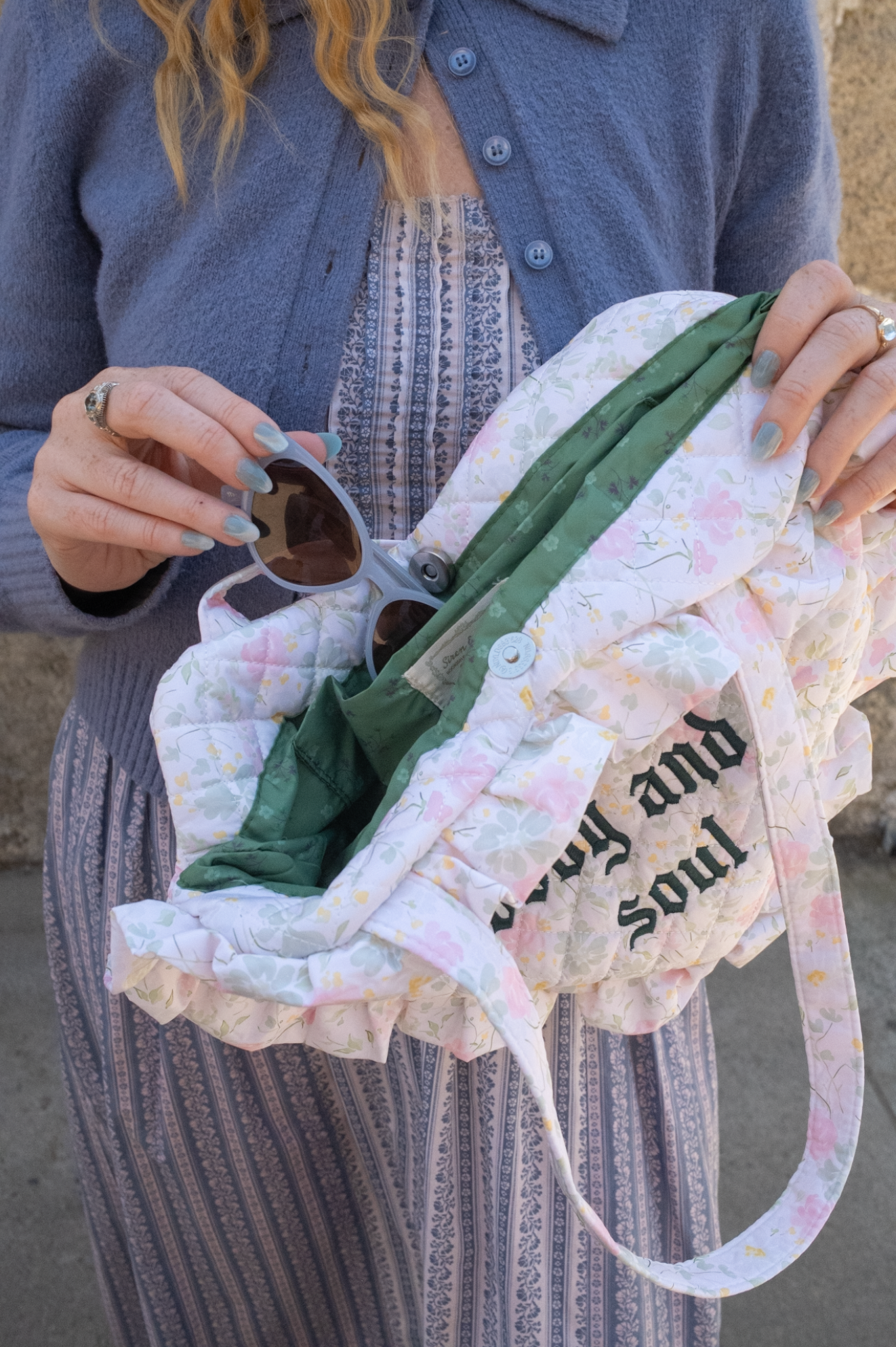 Bewitched Quilted Heart Bag in Cream Florals
