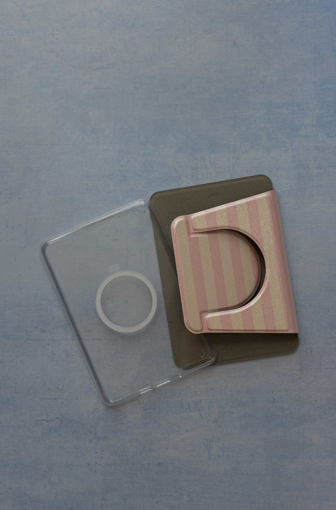 Booked & Busy Kindle Case - Clear Back