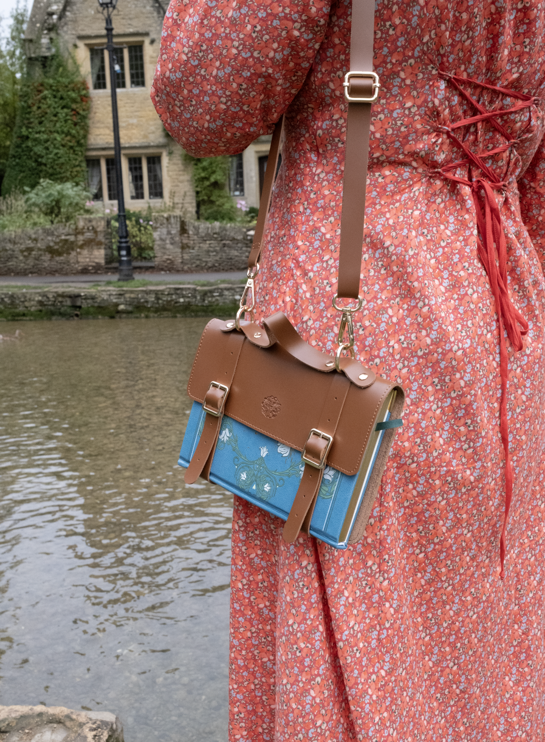 The Siren & Swan Book Satchel - Brown