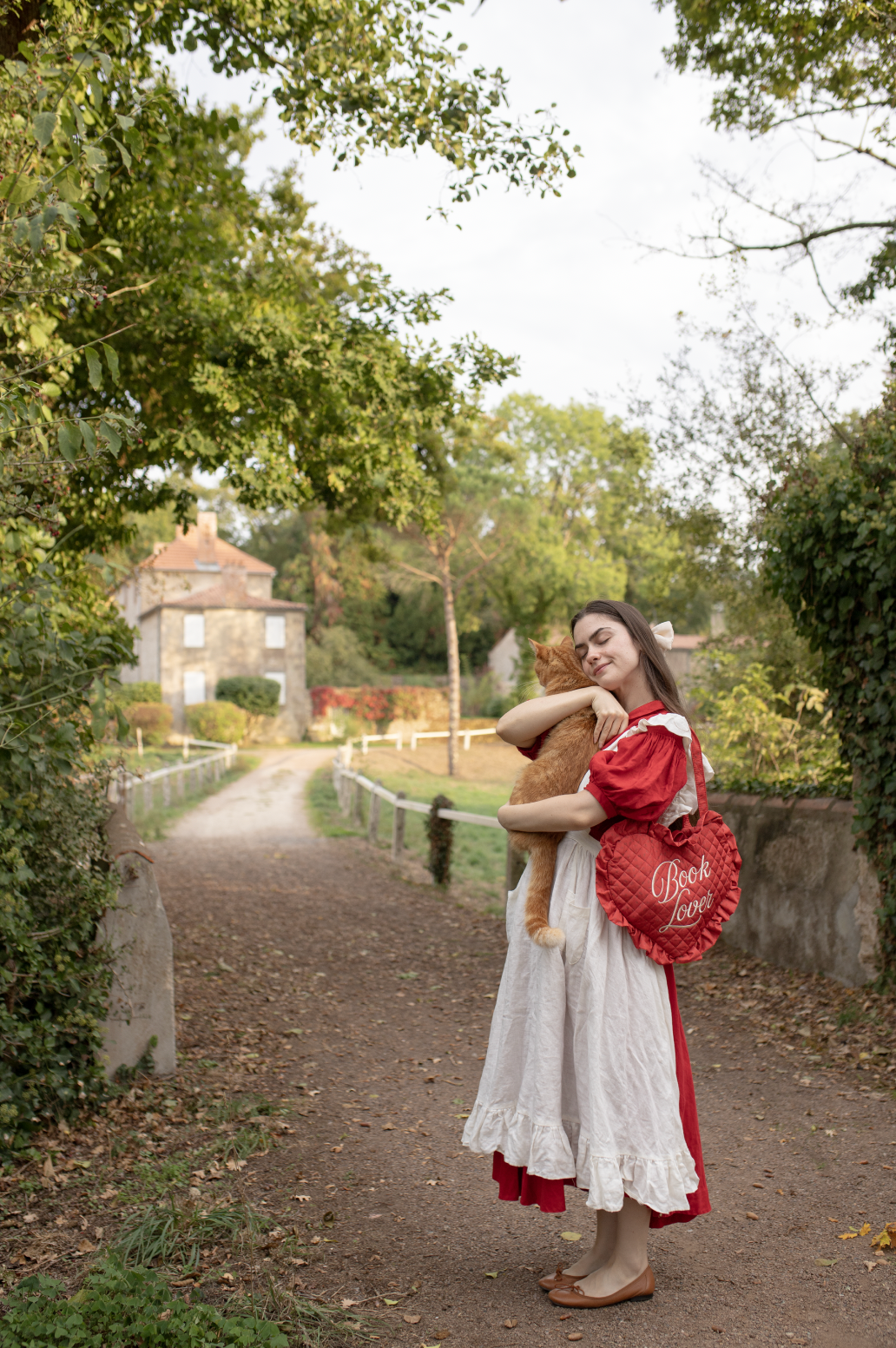 Book Lover Quilted Heart Bag in Red Ditsy Florals