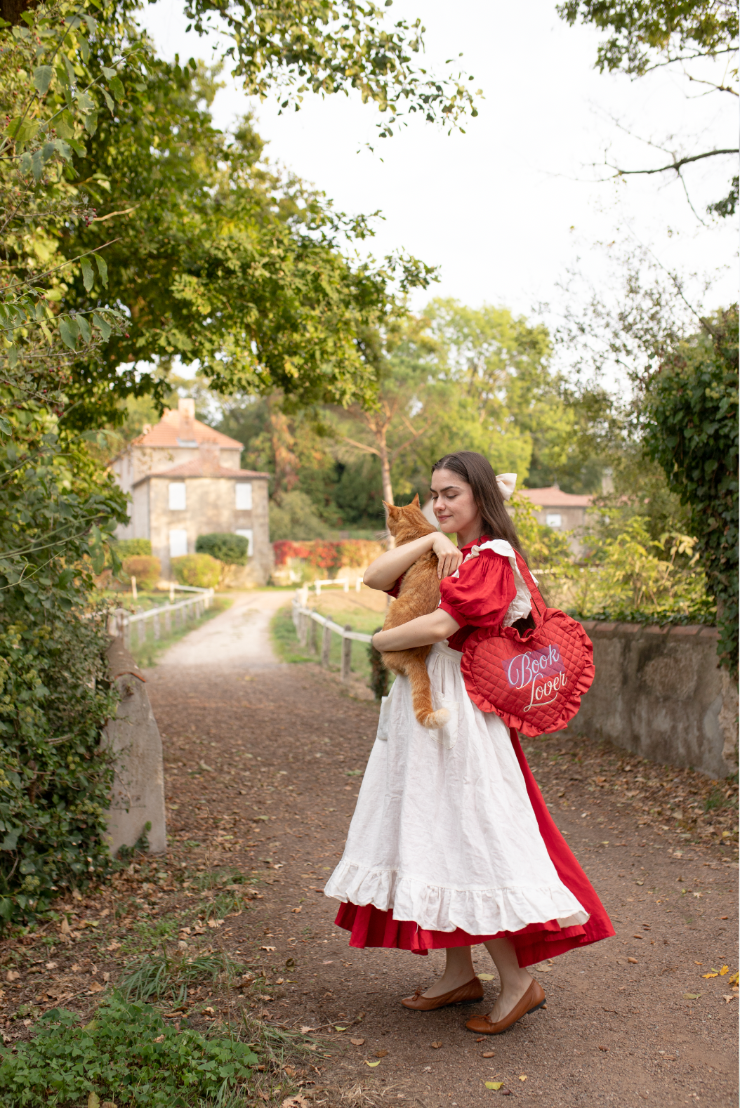 Book Lover Quilted Heart Bag in Red Ditsy Florals
