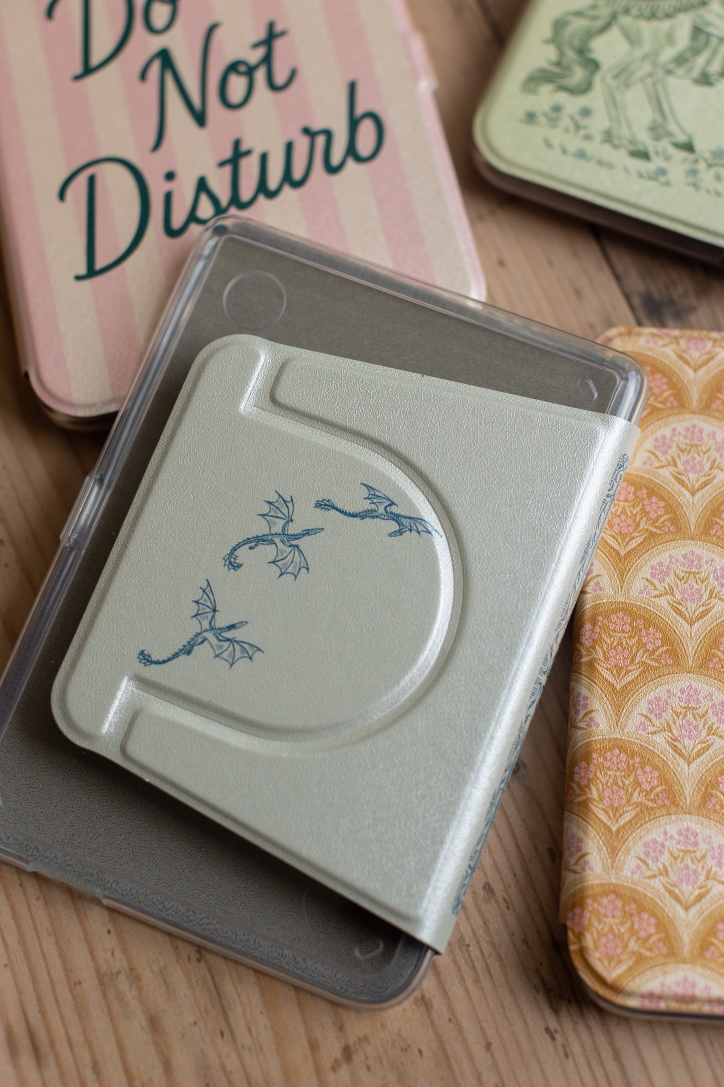 The Dragon Rider's Handbook Kobo Clara Case - Siren & Swan X Emiscape
